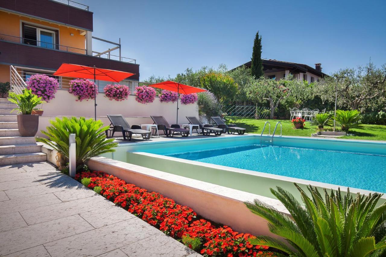 Villa Aurora-Holiday Home Apt 2 Bardolino Exterior photo